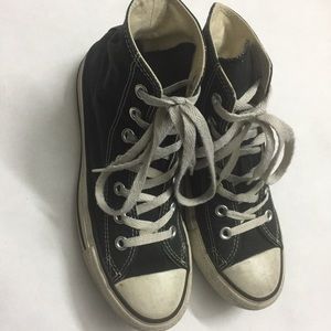 Converse chucks size 7